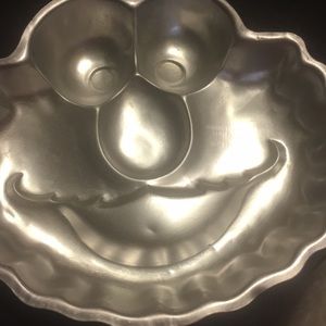 Elmo cake pan